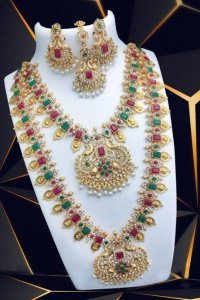 Alloy Gold-plated Multicolor Jewel Set (Pack of 1)