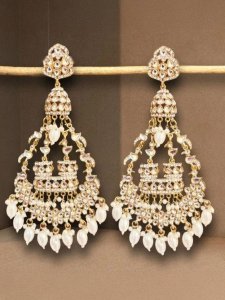 Traditional Long Golden Chandbalis Alloy Chandbali Earring