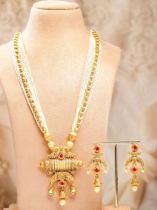 18K Gold-Plated Red & White Kundan Stones Pearl Multistarnd Brass Jewellery Set